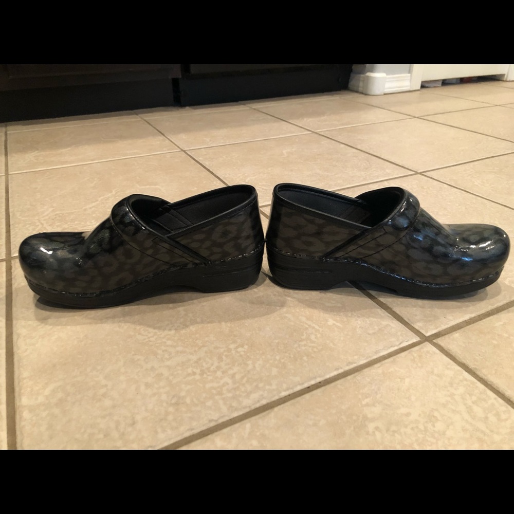 Dansko clogs, size 36 (US 6), black cheetah print